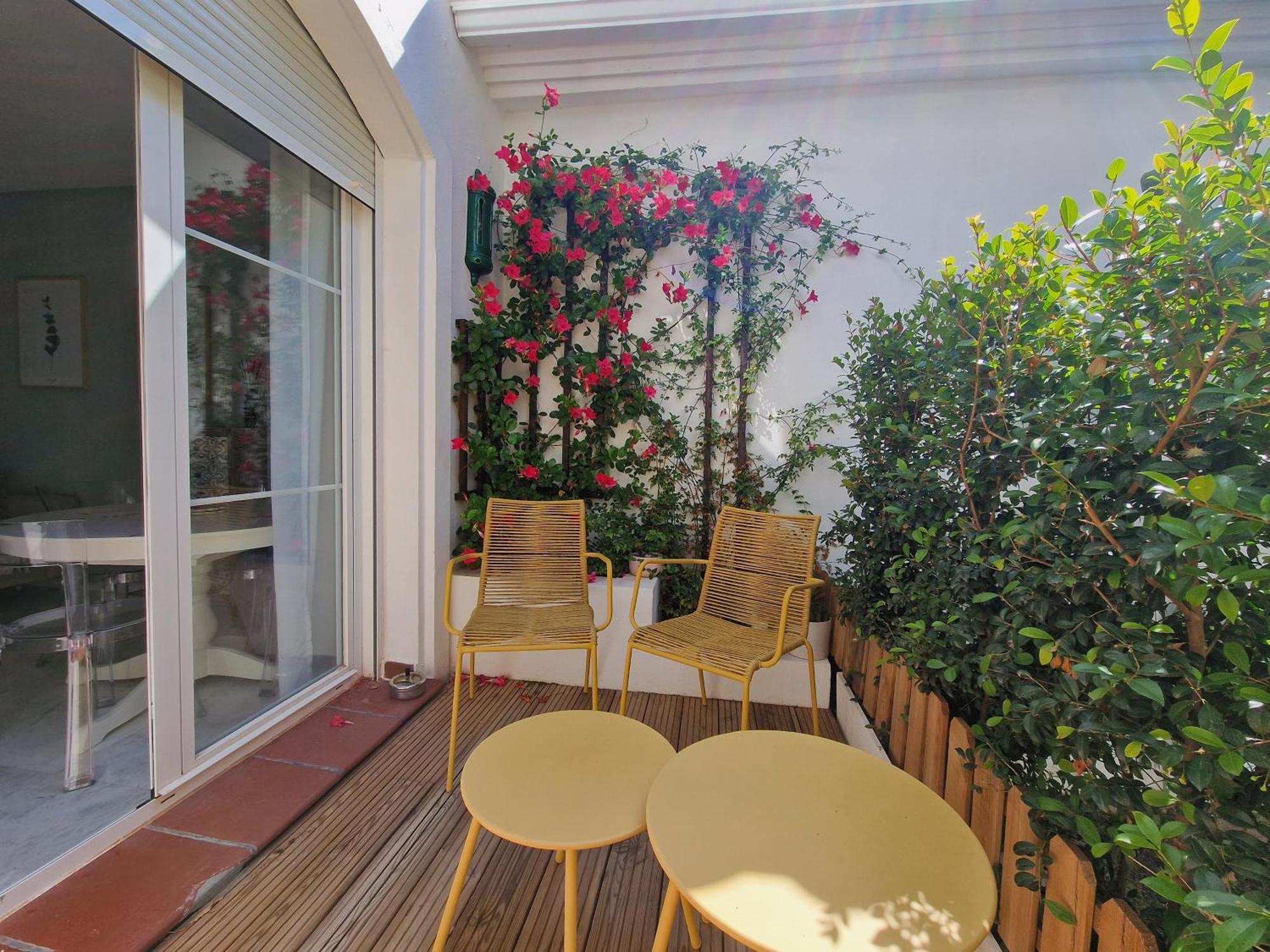 شقة Sun & Palms - Cozy Flat In Quiet Neighbourhood With A Great Pool Area مالقة المظهر الخارجي الصورة